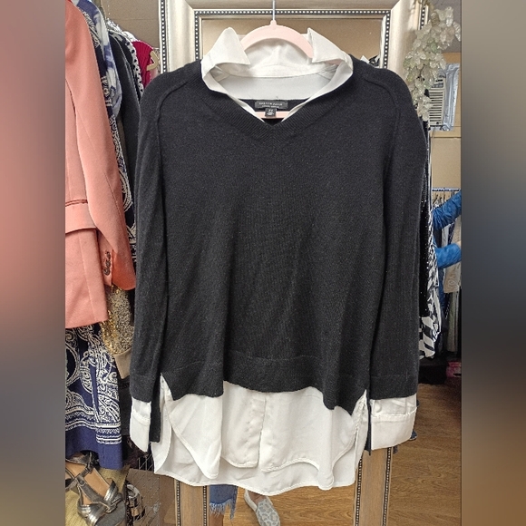 Saks Fifth Avenue Black Label Sweaters - Black Cashmere Sweater with White Layered Hem.Size l.New Condition